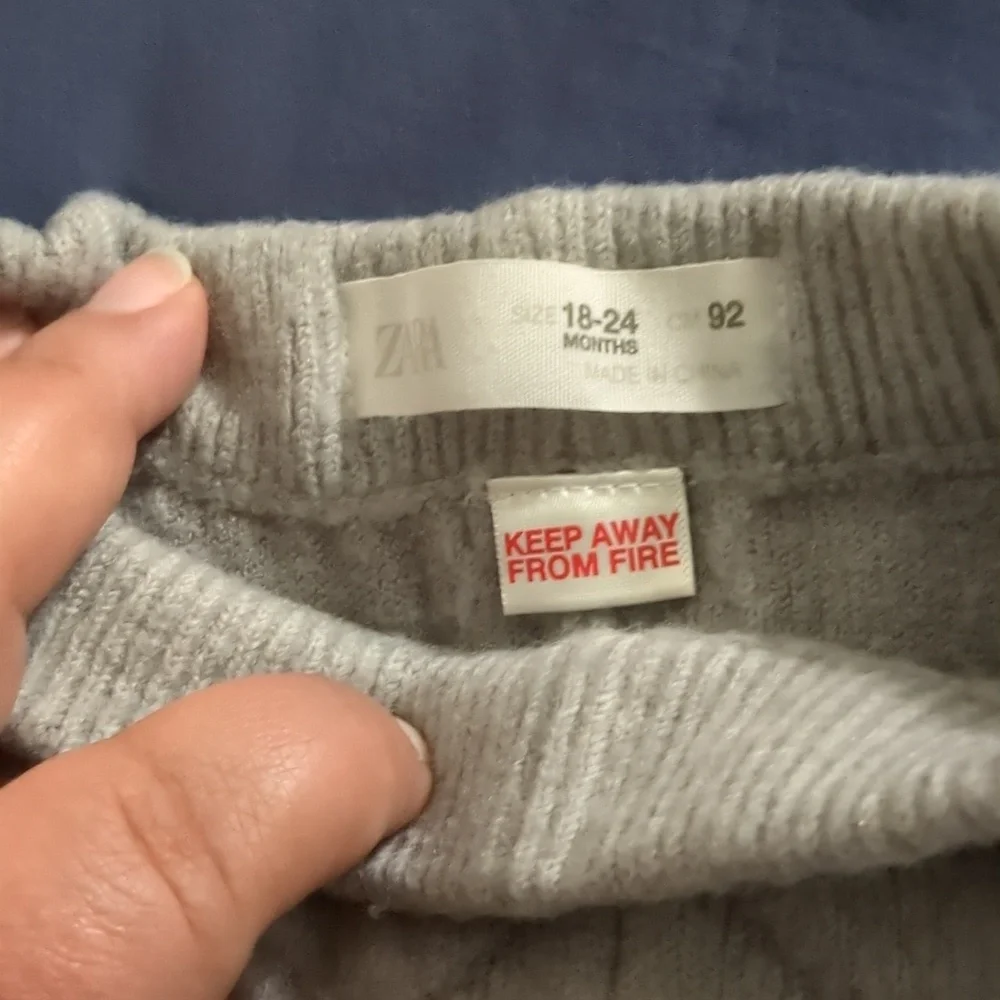 Zara Pants - Picture 4 of 5